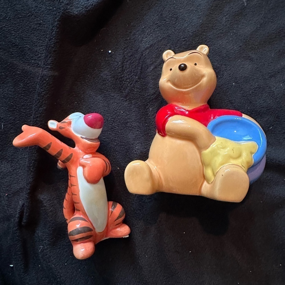 Disney Winnie the Pooh Tigger Bundle of Two Ceramic Painted figures Vintage